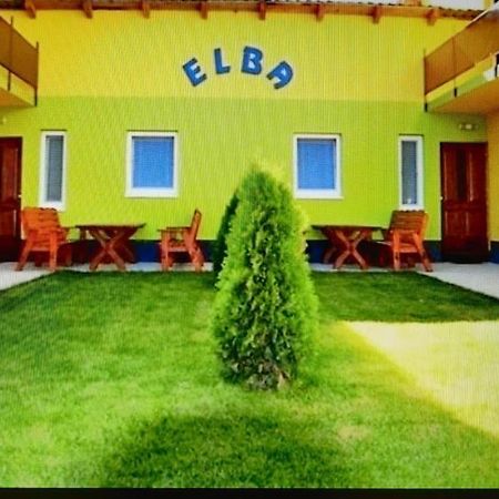 Apartmany Elba Velky Meder Exterior photo