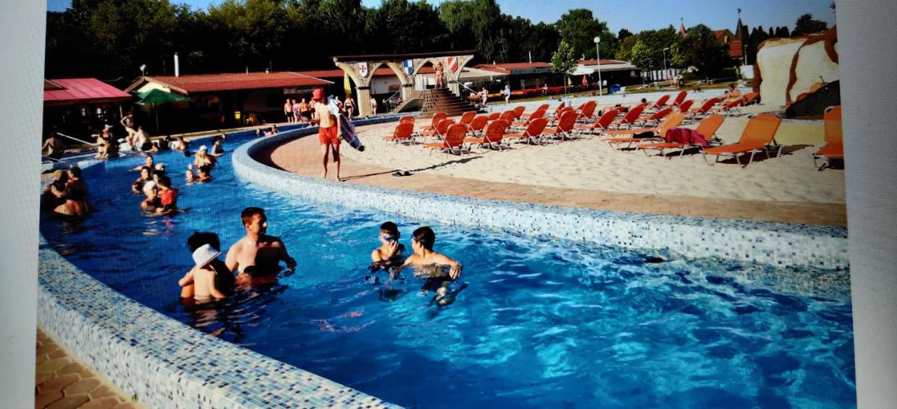 Apartmany Elba Velky Meder Exterior photo